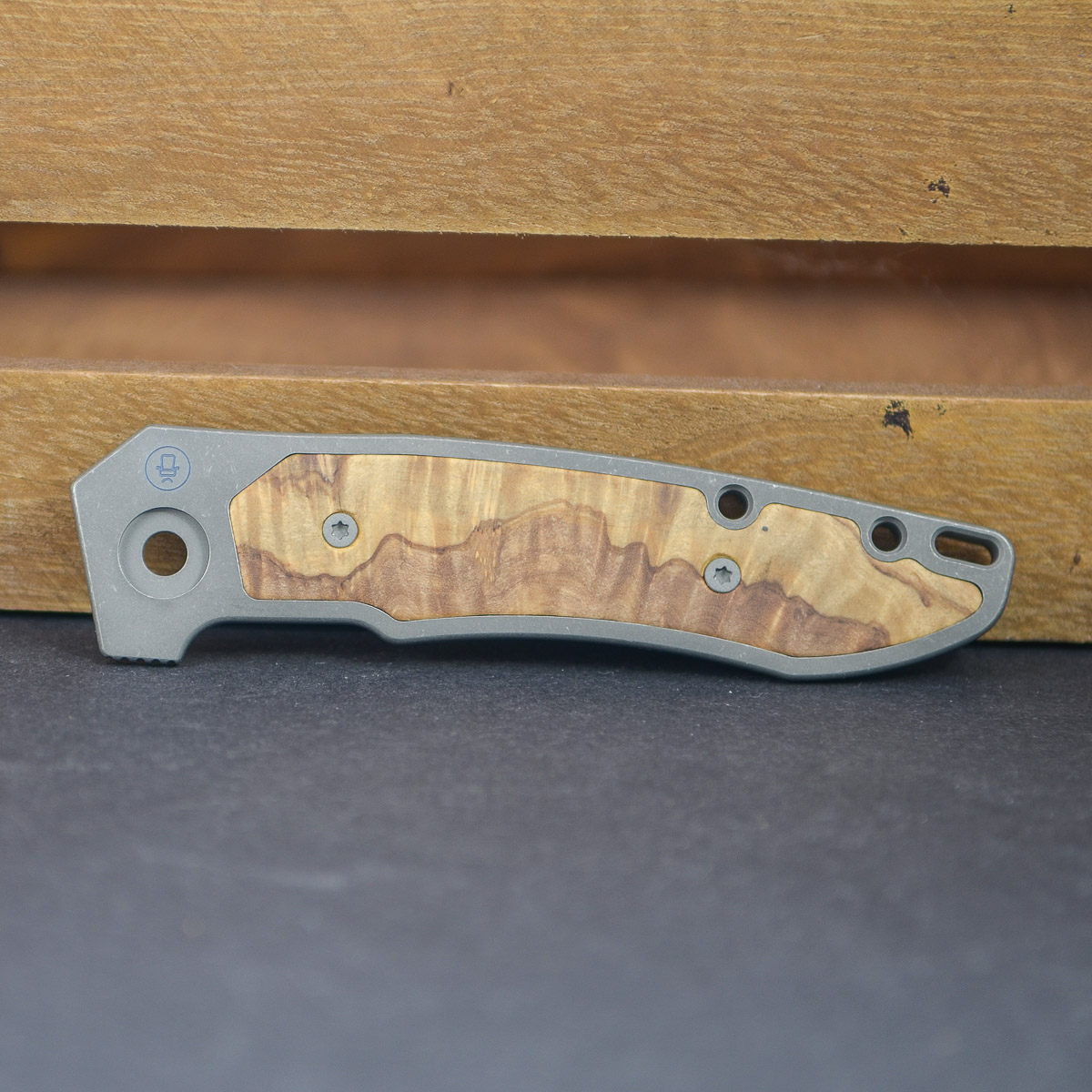Stahlwerk Cult Griffschale KnifeLounge Exclusive Stahlwerk Cult Griffschale KnifeLounge Exclusive
