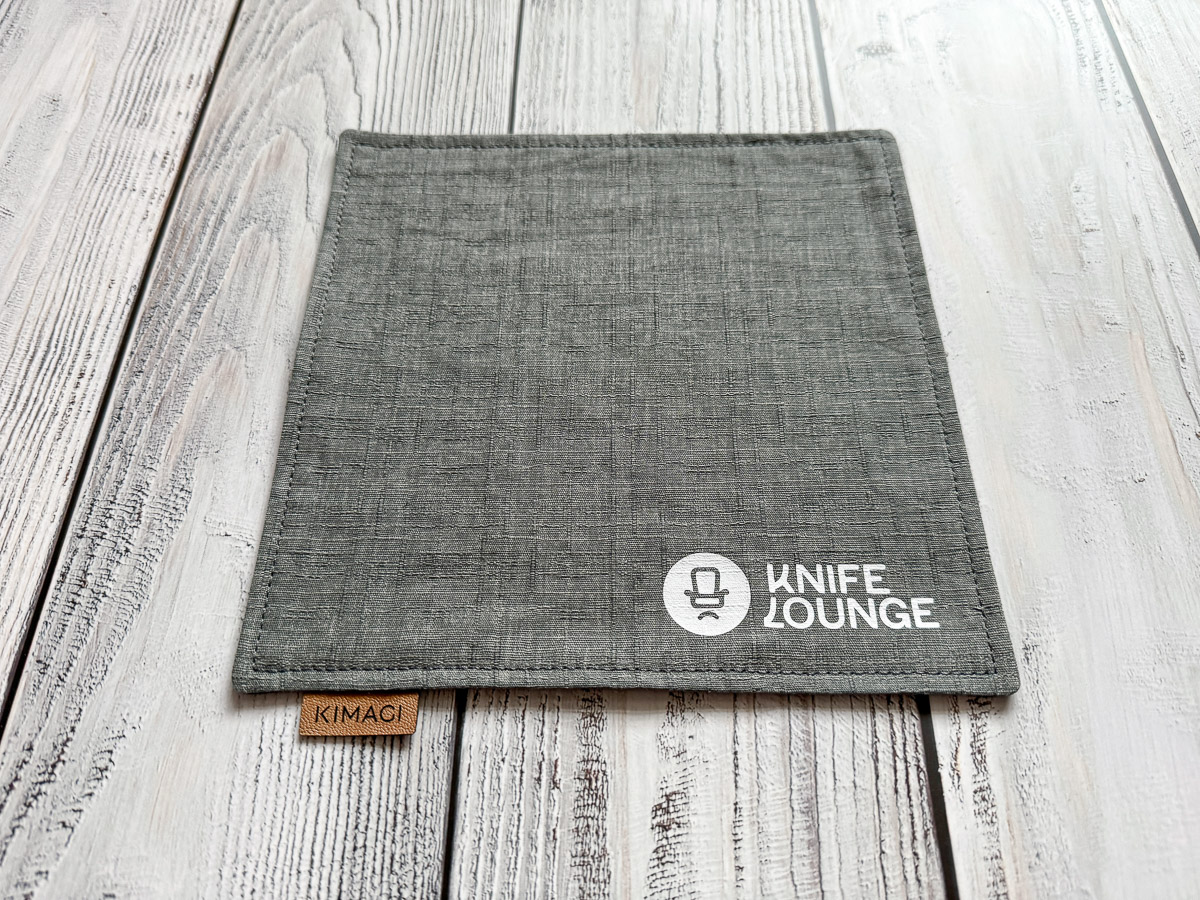 Kimagi X KnifeLounge Hank Dekoration für Ihr Zuhause, Teppich, Buch, Veröffentlichung