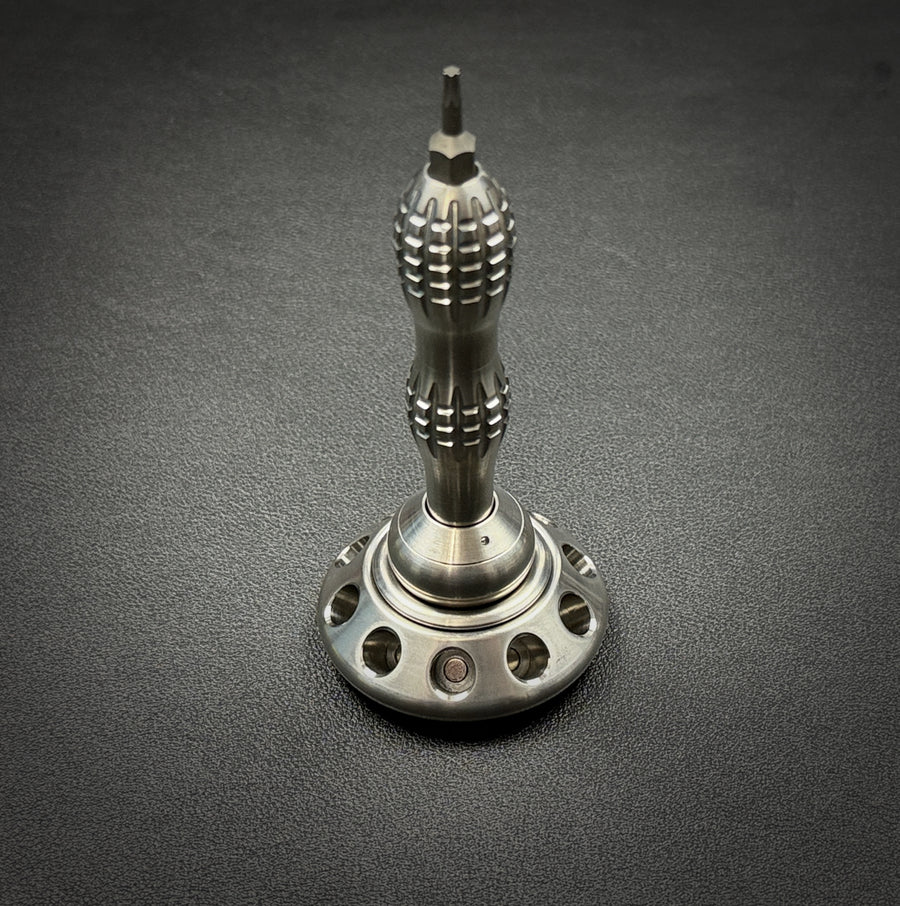 Divo Knives Screwdriver