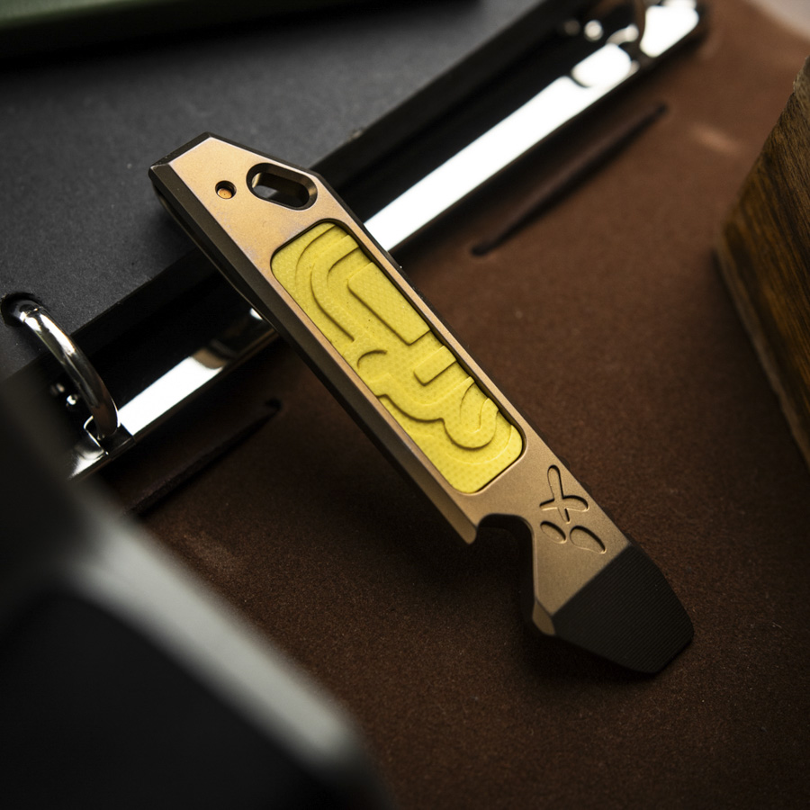 OEG EDC Good Luck Prybar KnifeLounge Exclusive OEG EDC Good Luck Prybar KnifeLounge Exclusive