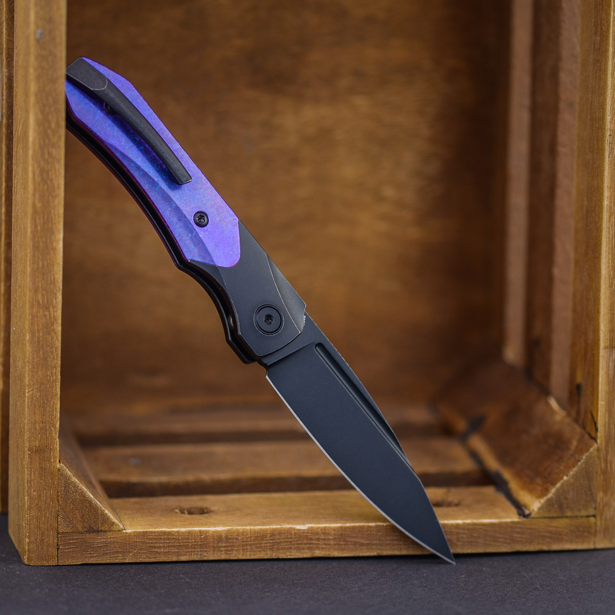 Griffin 1946 Slipjoint Purple Crystal Titanium – Bild 1