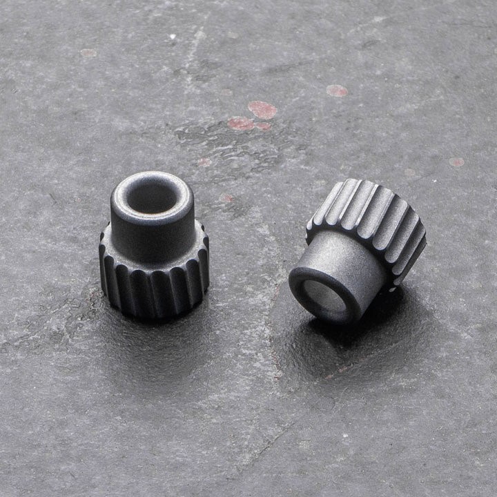 Daily Customs Simple Bead Twisted Ti Maschine