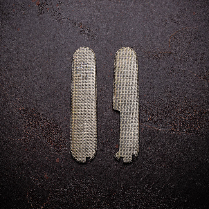 Daily Customs 91.2+ Plain Canvas Micarta green Daily Customs 91.2+ Plain Canvas Micarta green