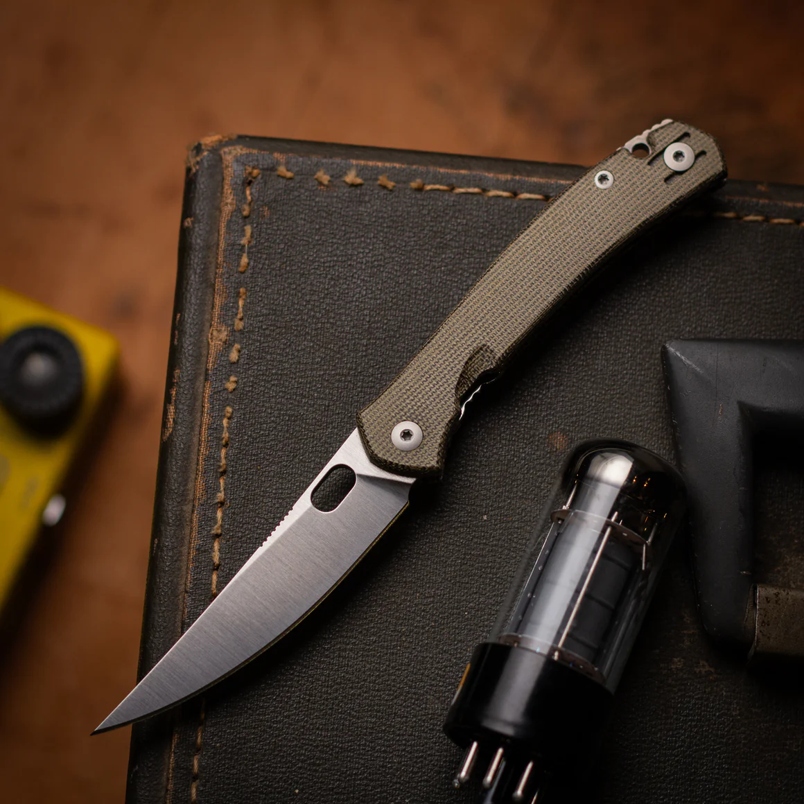 GiantMouse ACE Bleecker