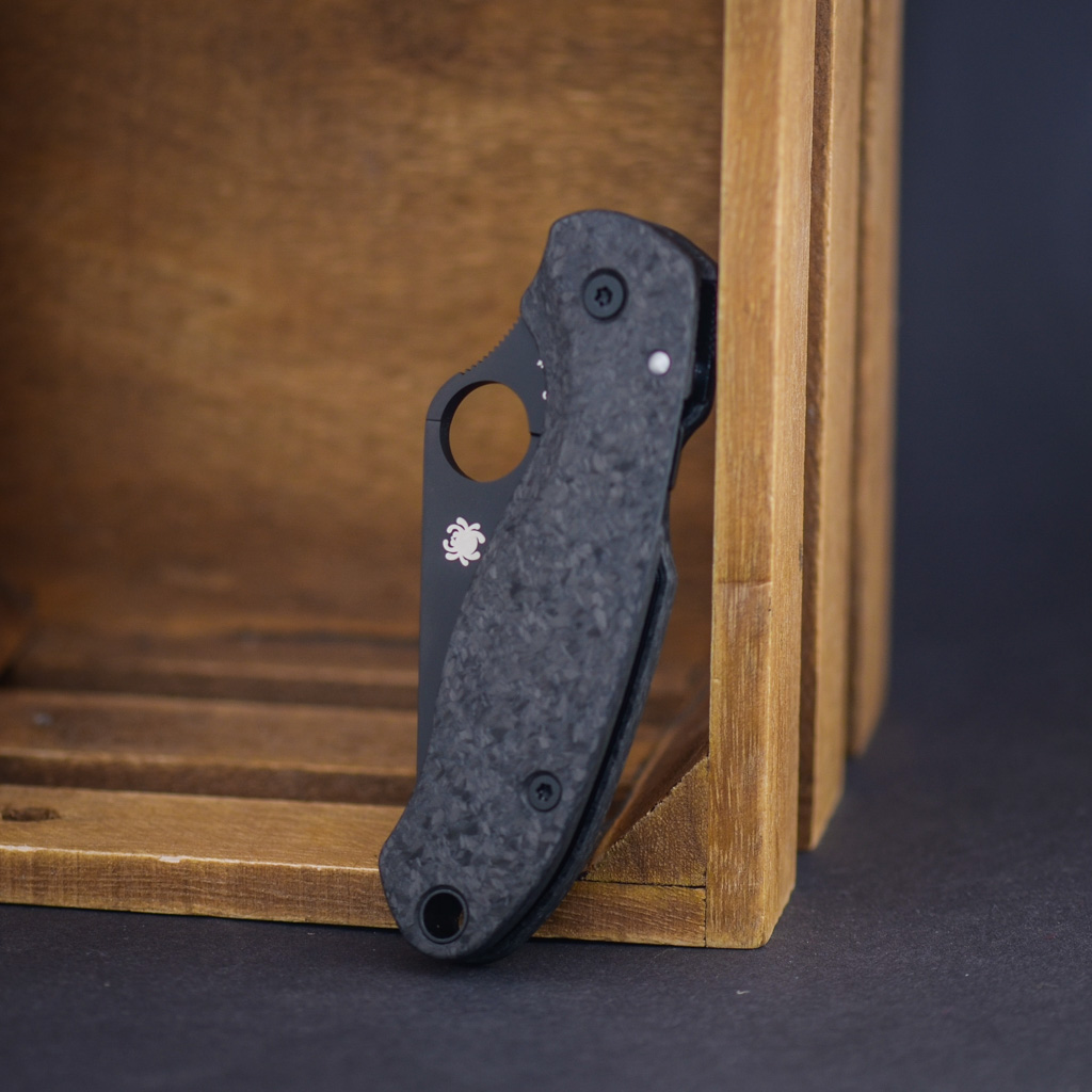 Spyderco Para 3 X Flytanium Carbon Fiber Lotus  – Bild 1