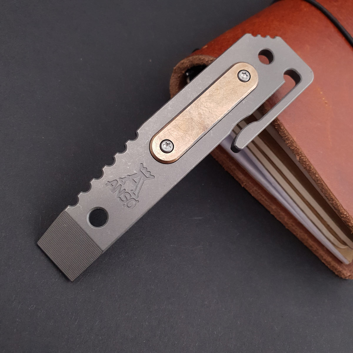 Prybar stonewash Bronze Inlay
